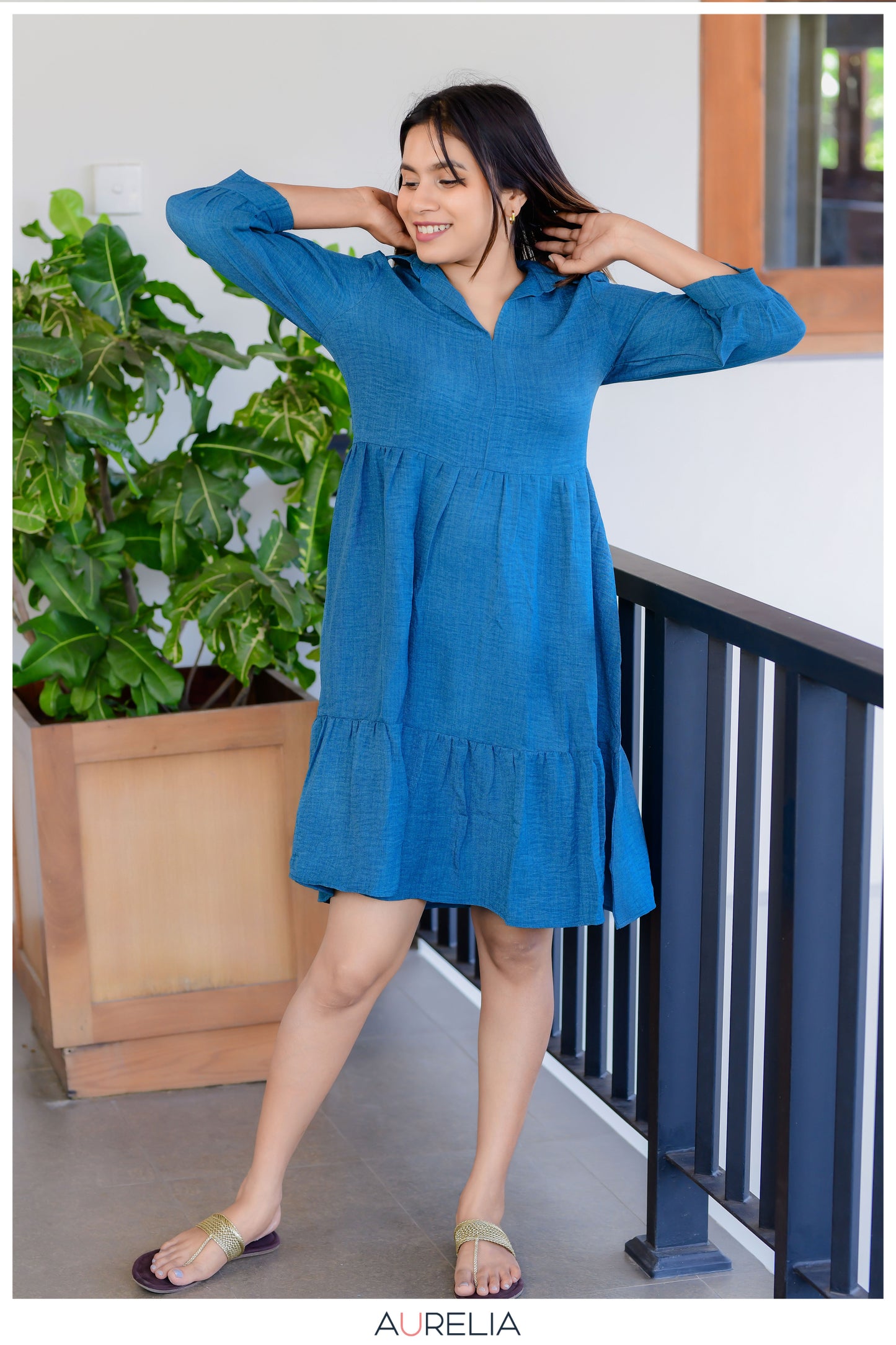 V NECKLINE PUFF CUFF COLLAR TIE LAYERED DRESS