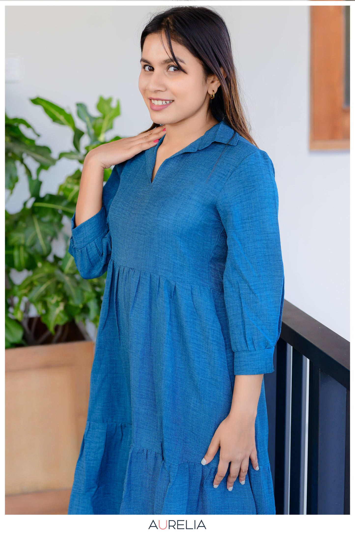 V NECKLINE PUFF CUFF COLLAR TIE LAYERED DRESS