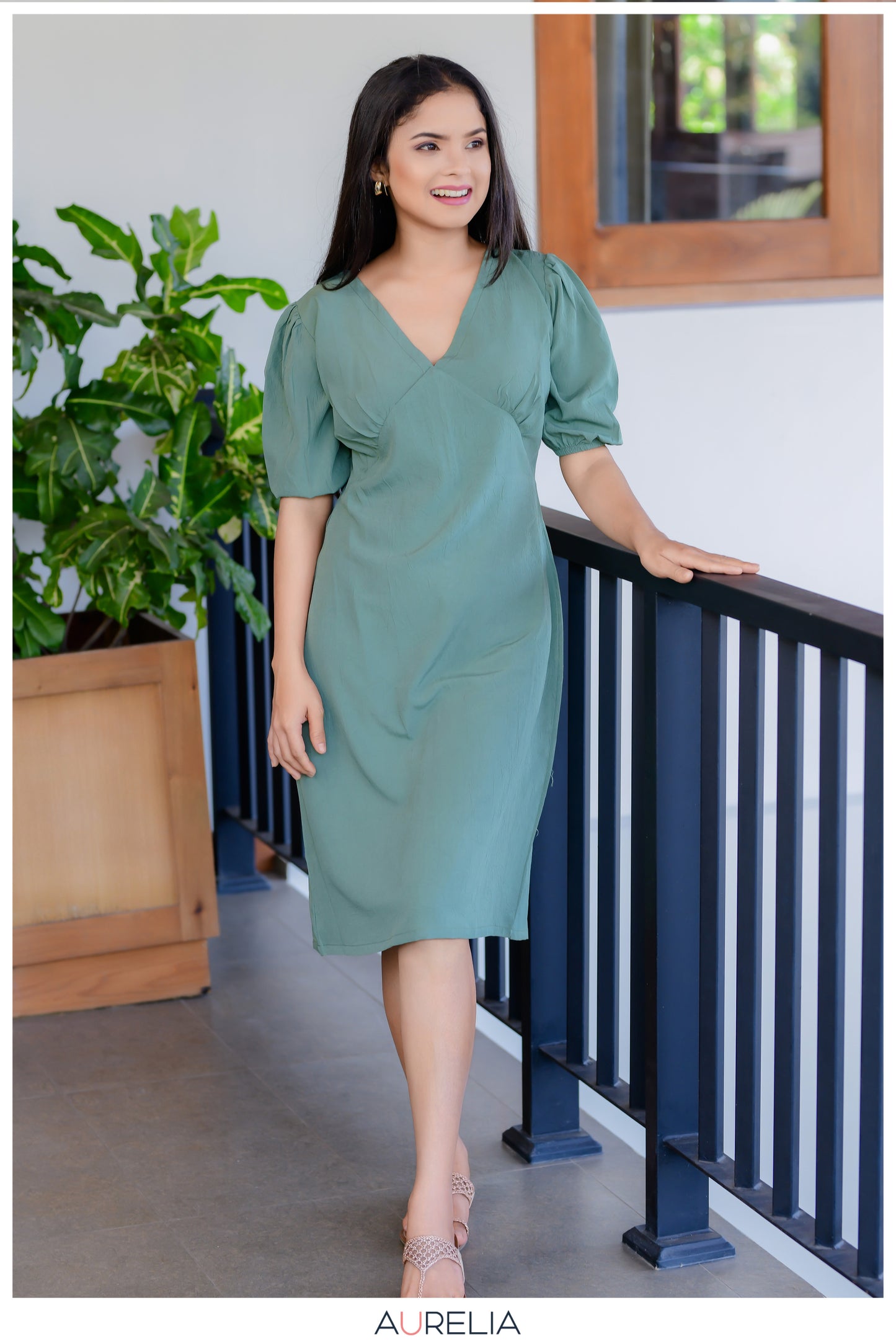 V NECKLINE SOLID PUFF SLEEVE BODYCON DRESS