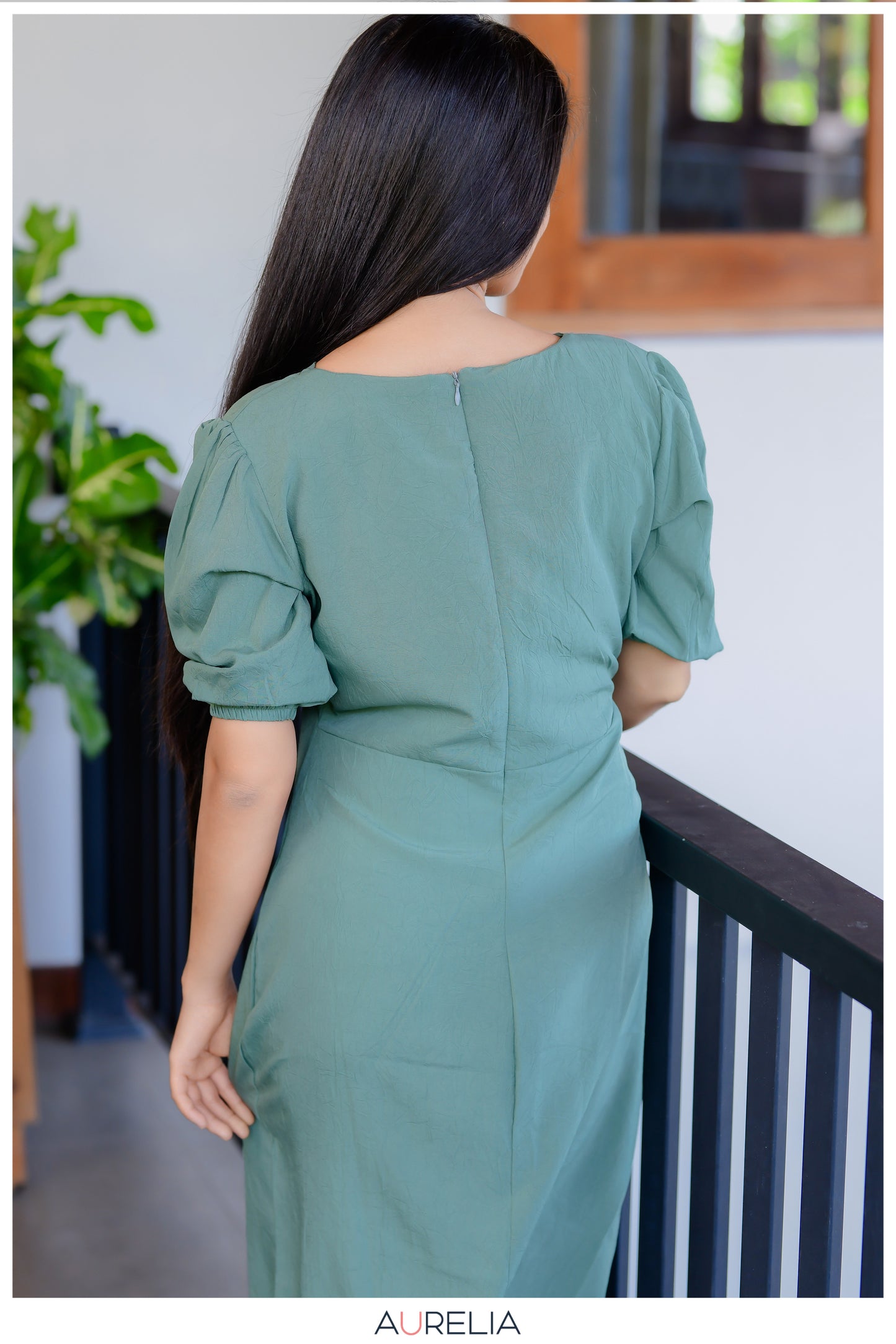 V NECKLINE SOLID PUFF SLEEVE BODYCON DRESS