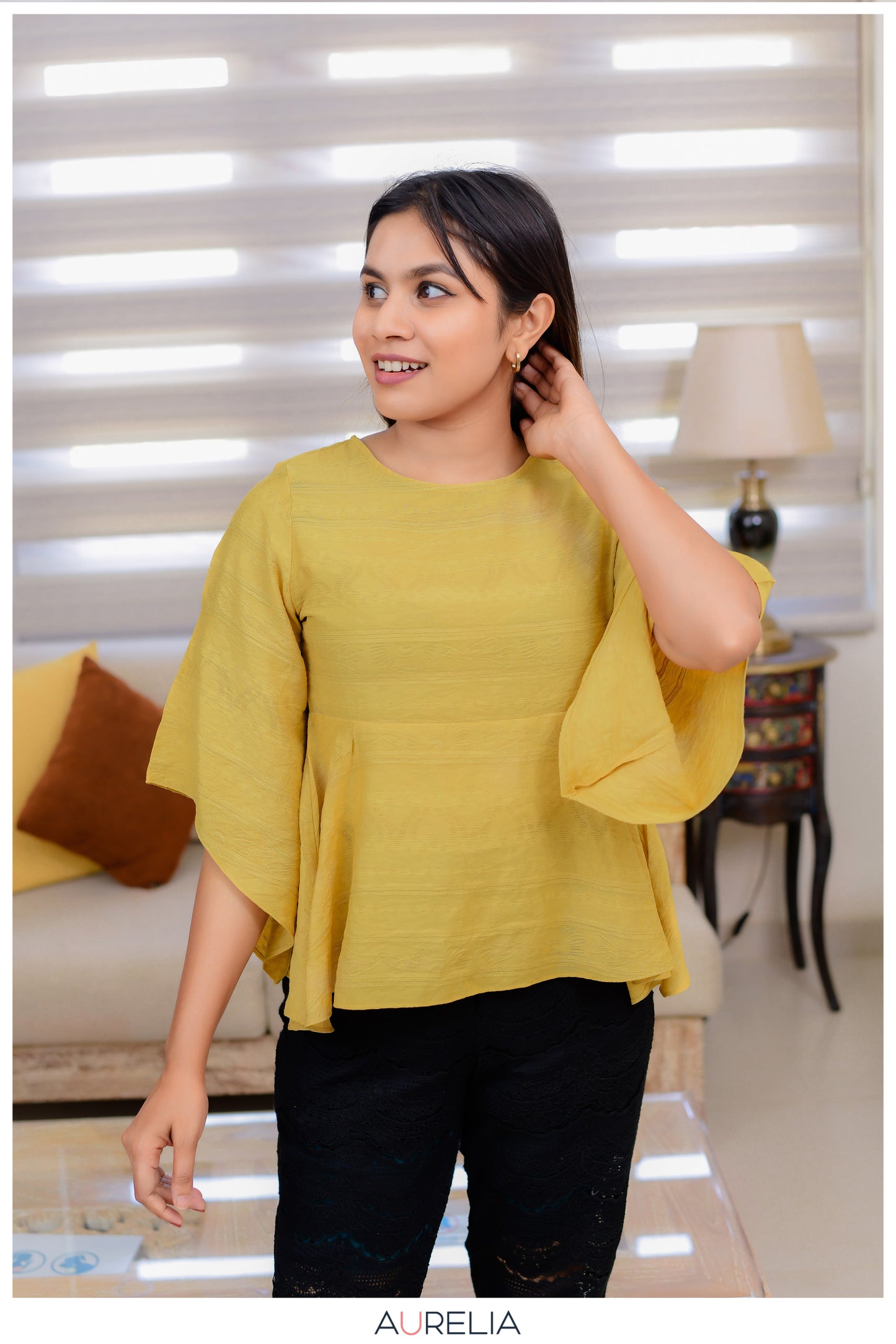 SOLID BUTTERFLY SLEVE RUFFLE BLOUSE