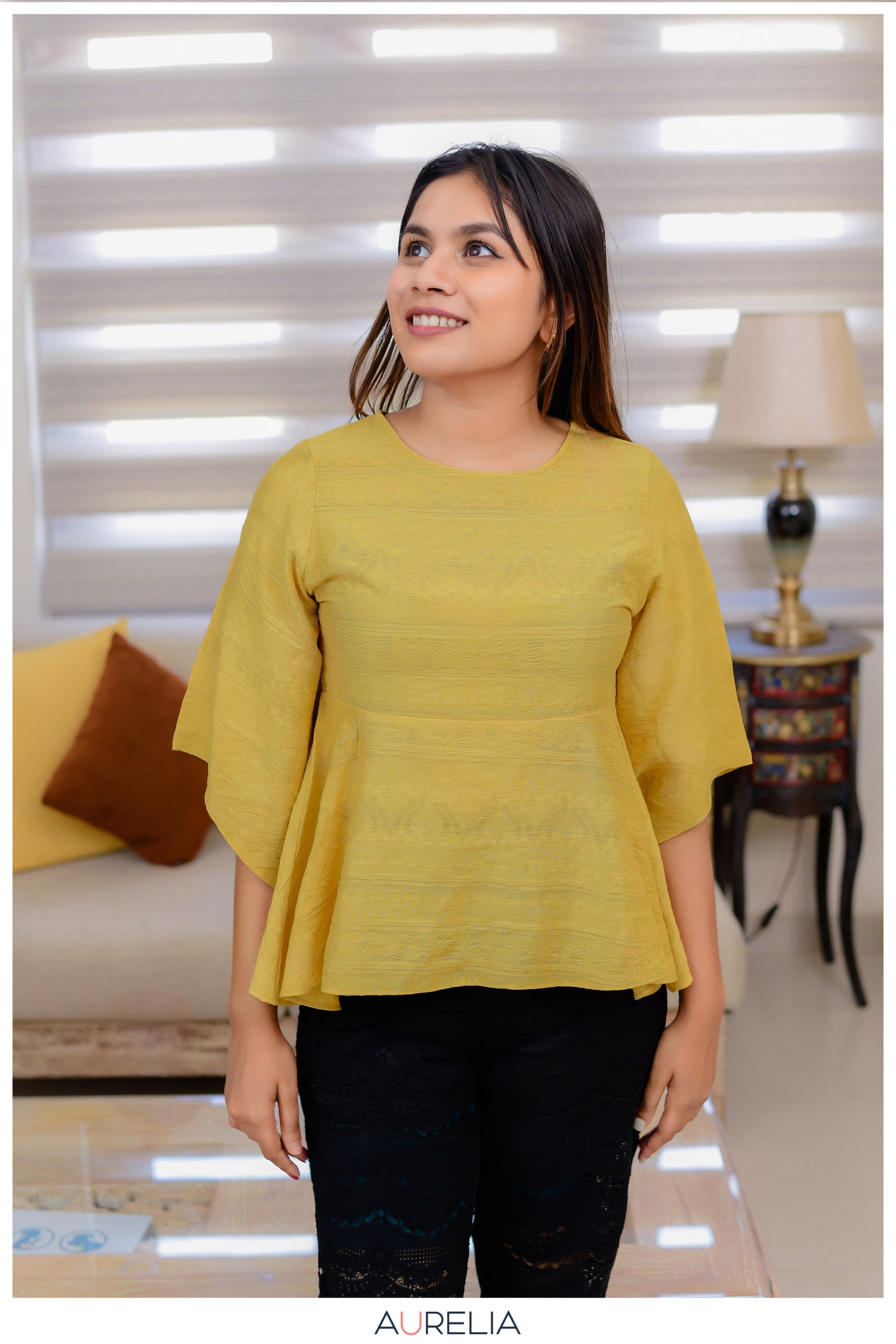 SOLID BUTTERFLY SLEVE RUFFLE BLOUSE